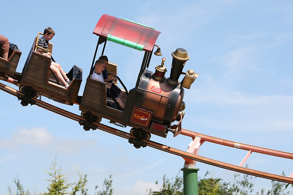 Crealy Theme Park rides and attractions, Exeter, Devon